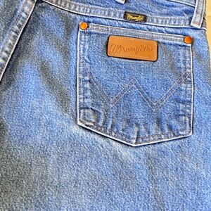 Vintage Wrangler Western Jeans
100%cotton Denim
36x34